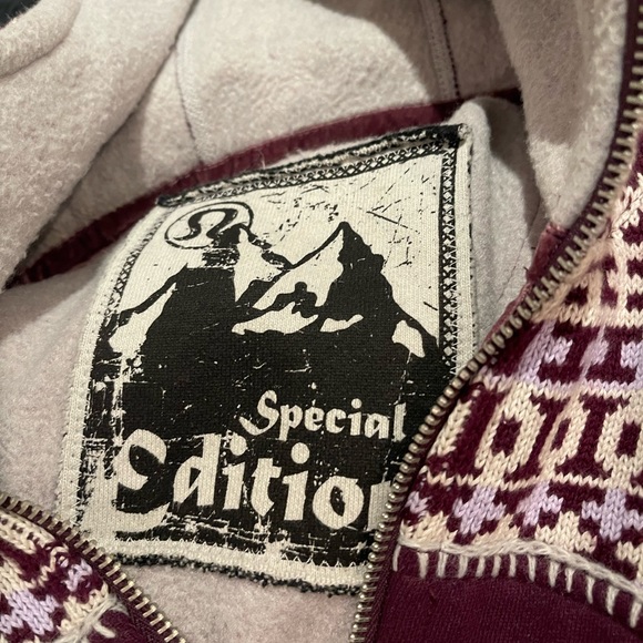 Lululemon Special Edition Sweater - US 2/4 - Picture 3 of 3